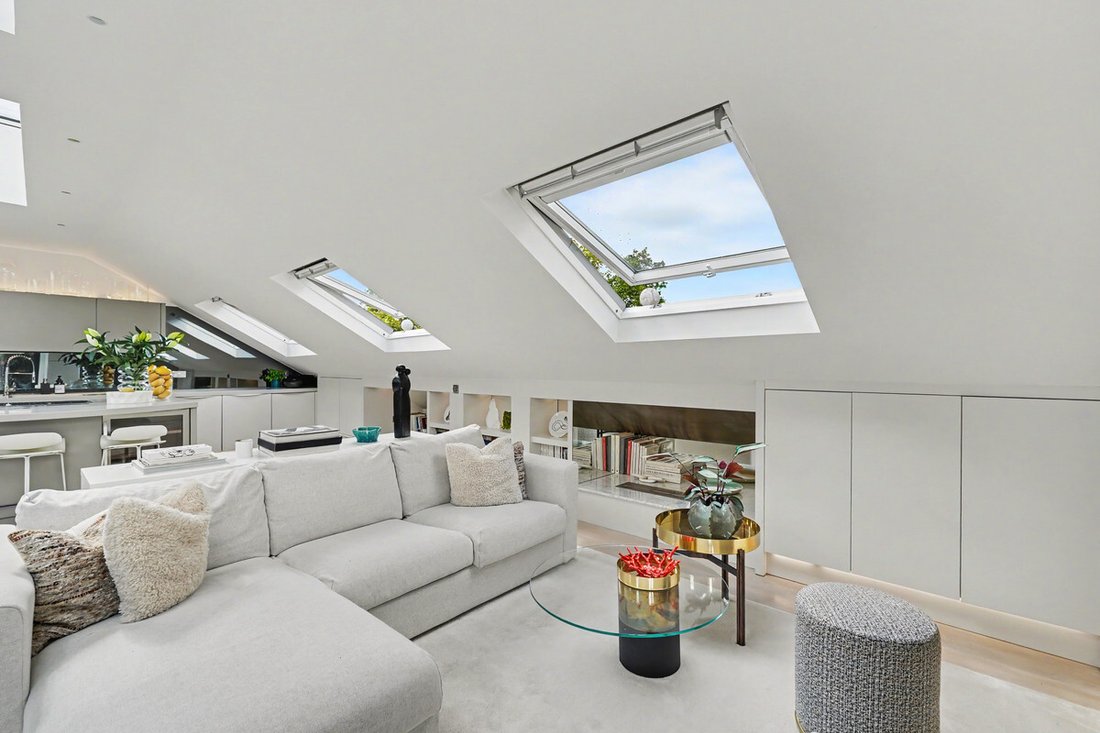 Apartment in Earls Court, Kensington And Chelsea, England 3 - 17954379