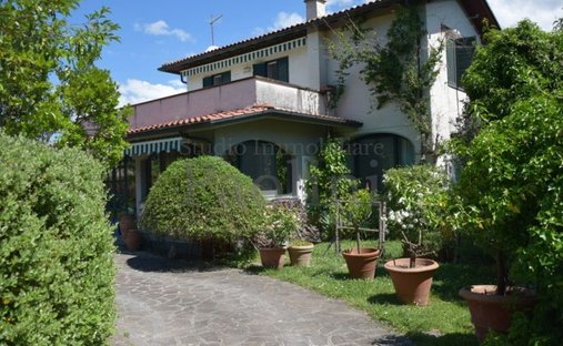 Villa in Cinquale, Montignoso, Toskana 1