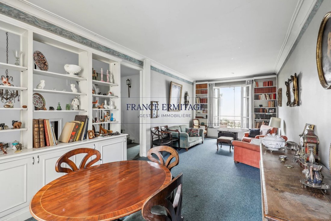 House in Centre Ville, Suresnes, France 2 - 17947103