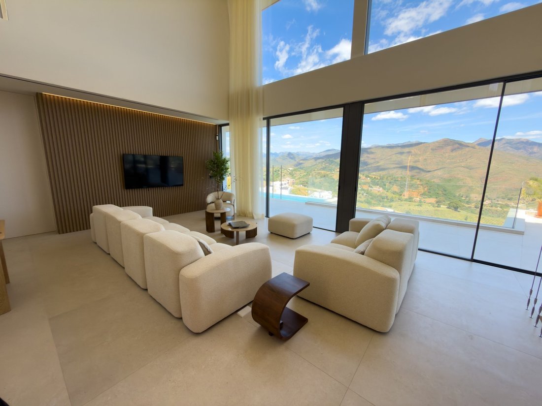 Villa in Mijas, Andalusia, Spain 2 - 17947454
