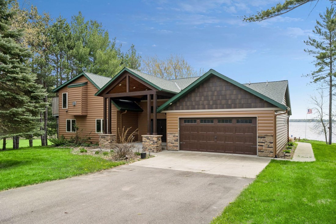 House in Mora, Minnesota, United States 2 - 17948553