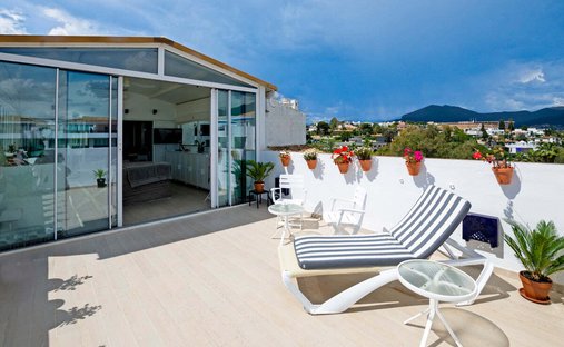 Penthouse in Puerto Banus, Marbella, Spain 1