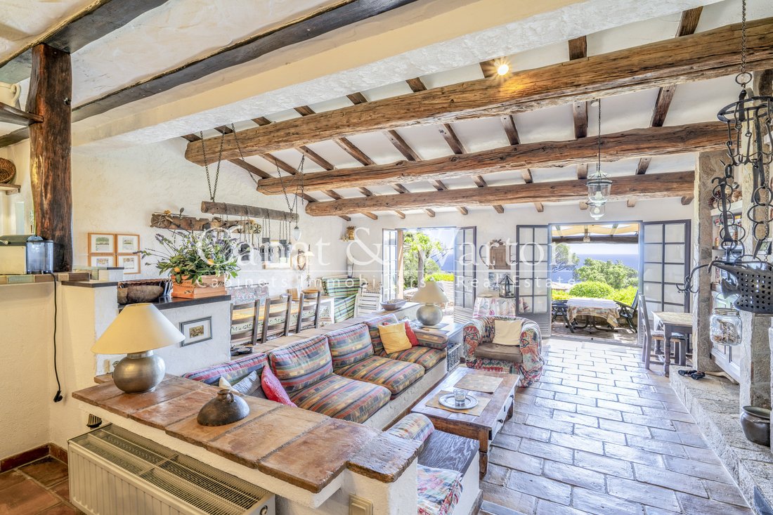 Villa in La Croix-Valmer, Provence-Alpes-Côte d'Azur, France 4 - 17774164