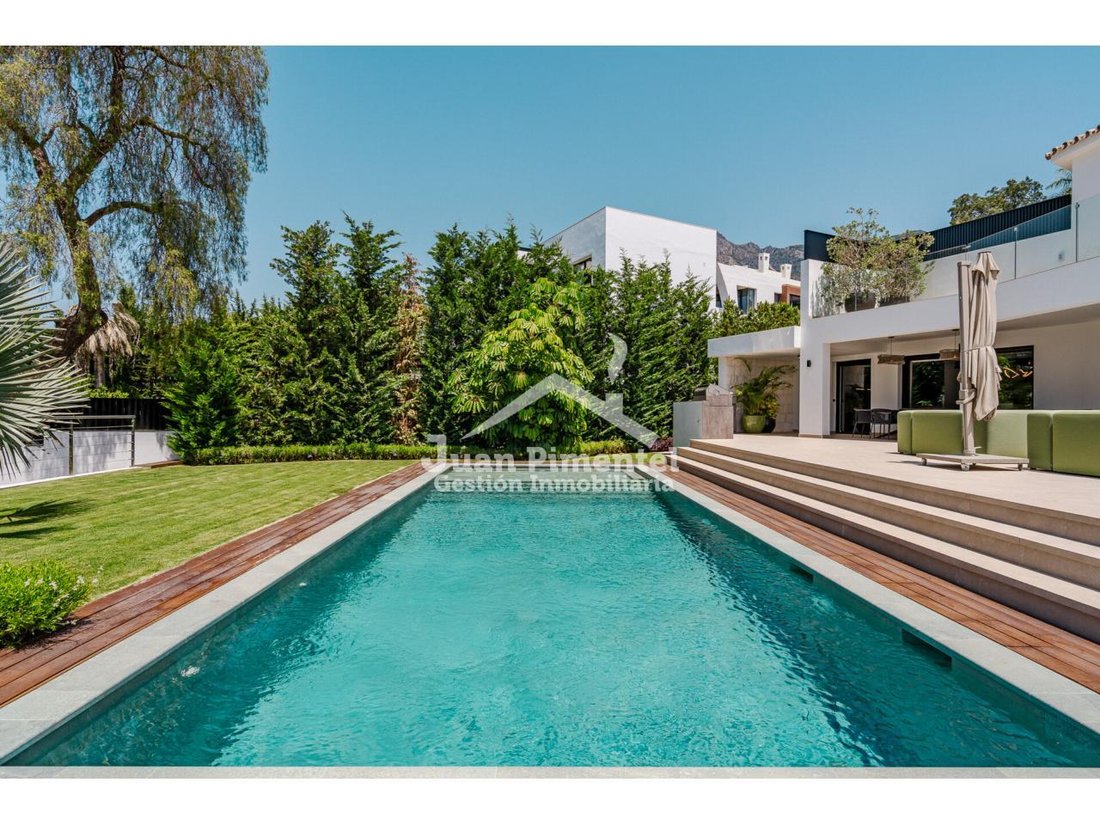 Chalet in Marbella, Andalusia, Spain 2 - 17947307