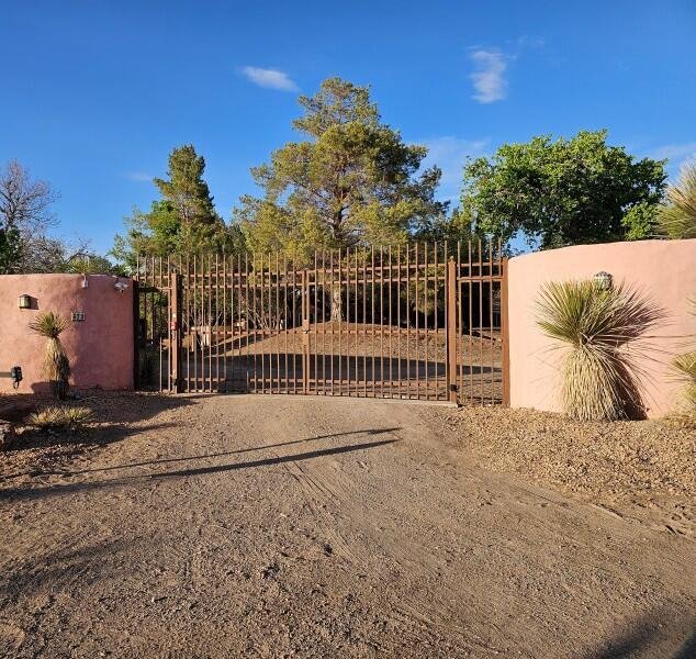 House in Corrales, New Mexico, United States 4 - 17794388