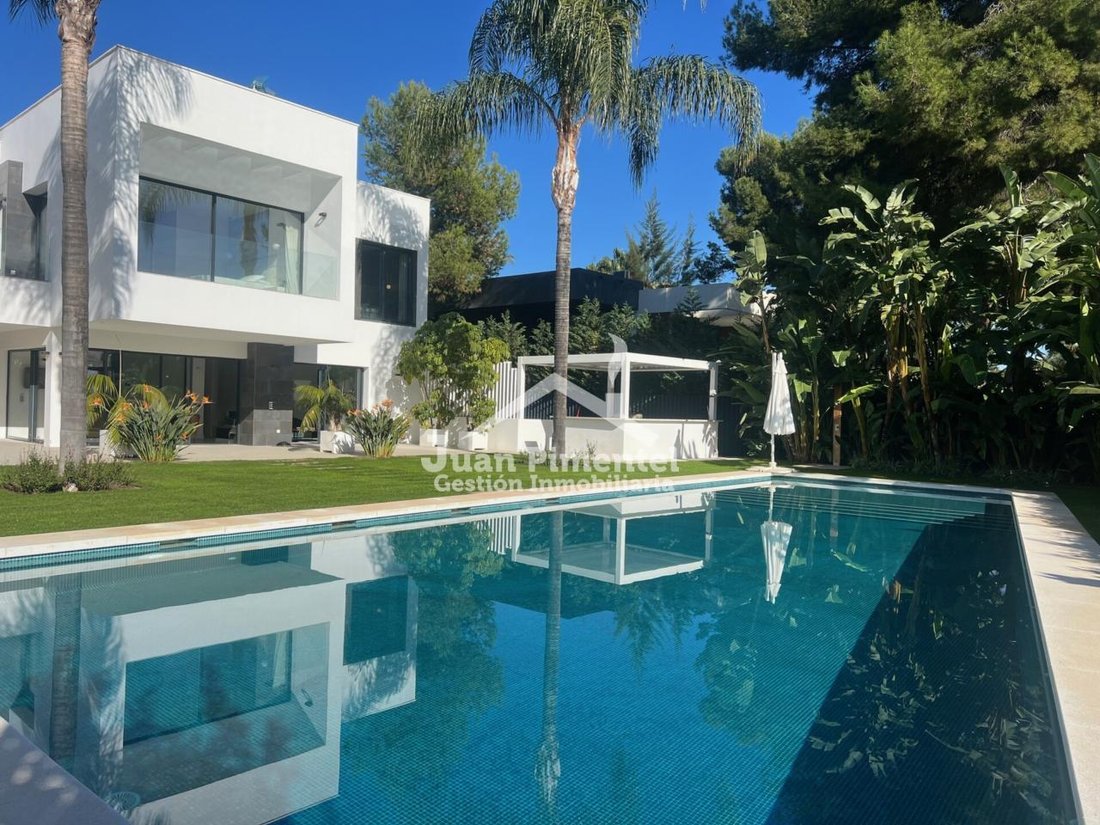 Chalet in Sierra Blanca, Marbella, Spain 2 - 17947296
