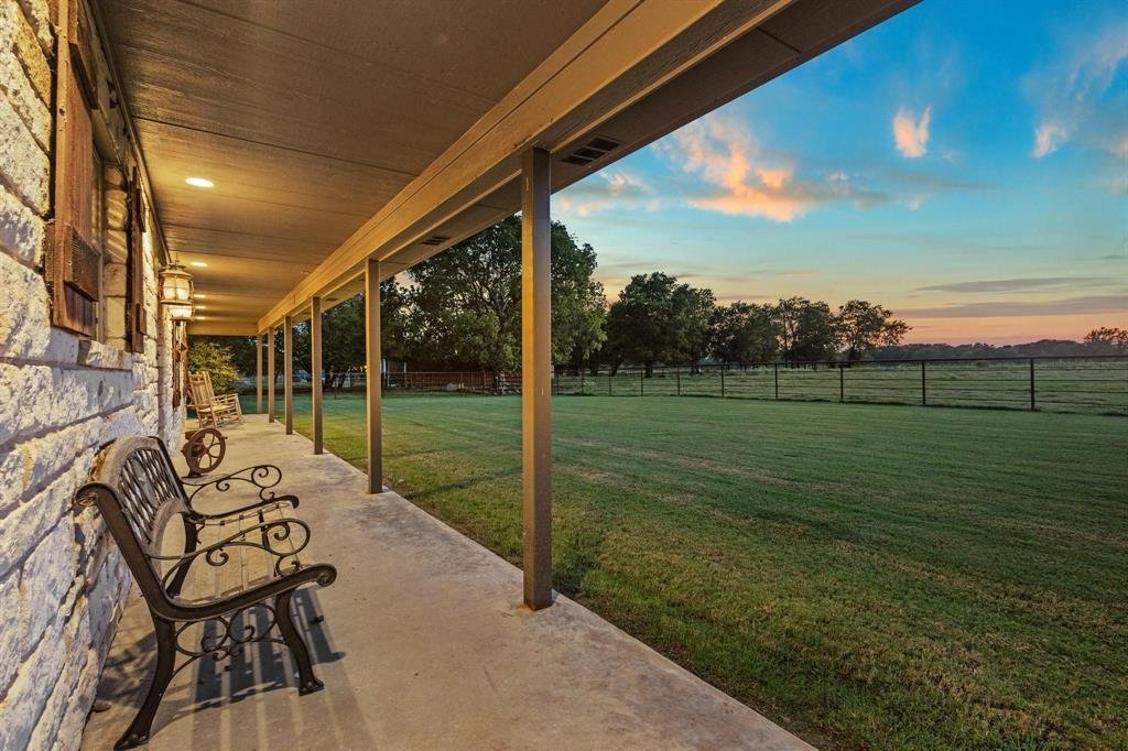 Farm Ranch in Lone Oak, Texas, United States 5 - 17952388