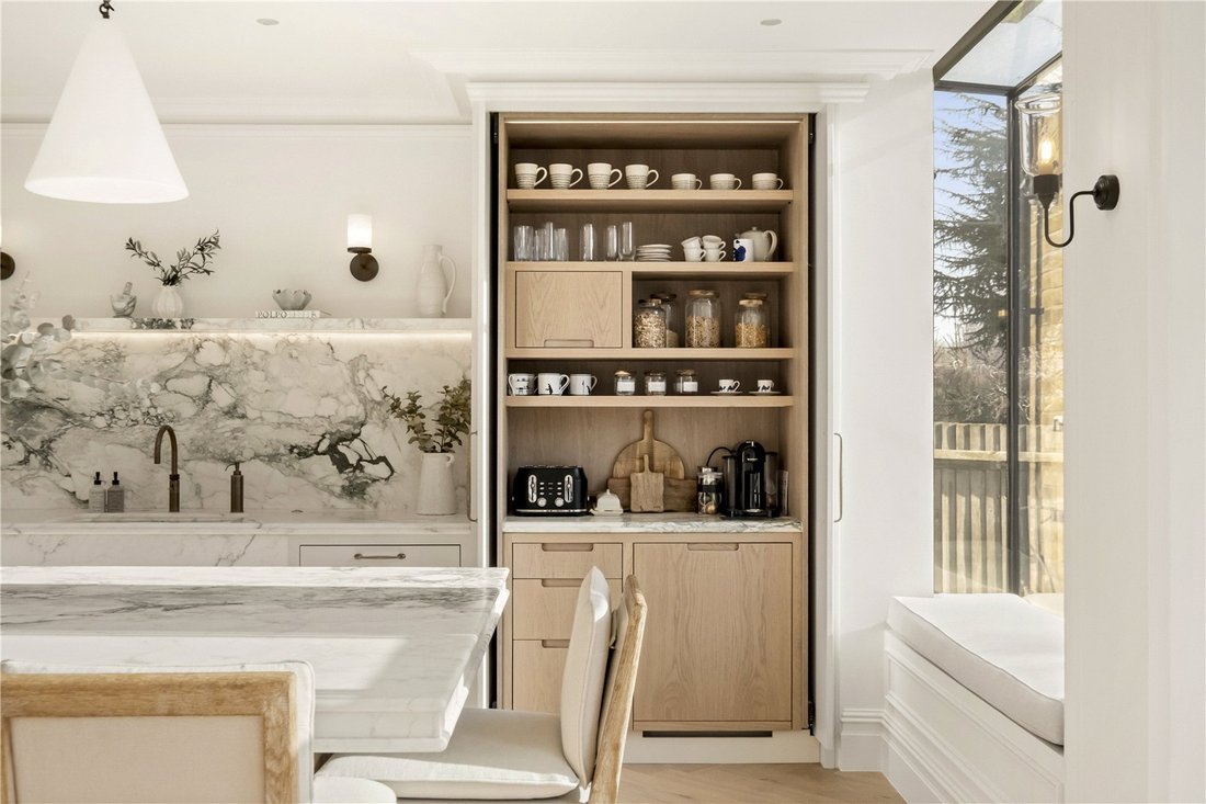 House in Castelnau, Richmond Upon Thames, England 3 - 17929791