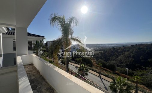 Wohnung in Estepona, Andalusien, Spanien 1