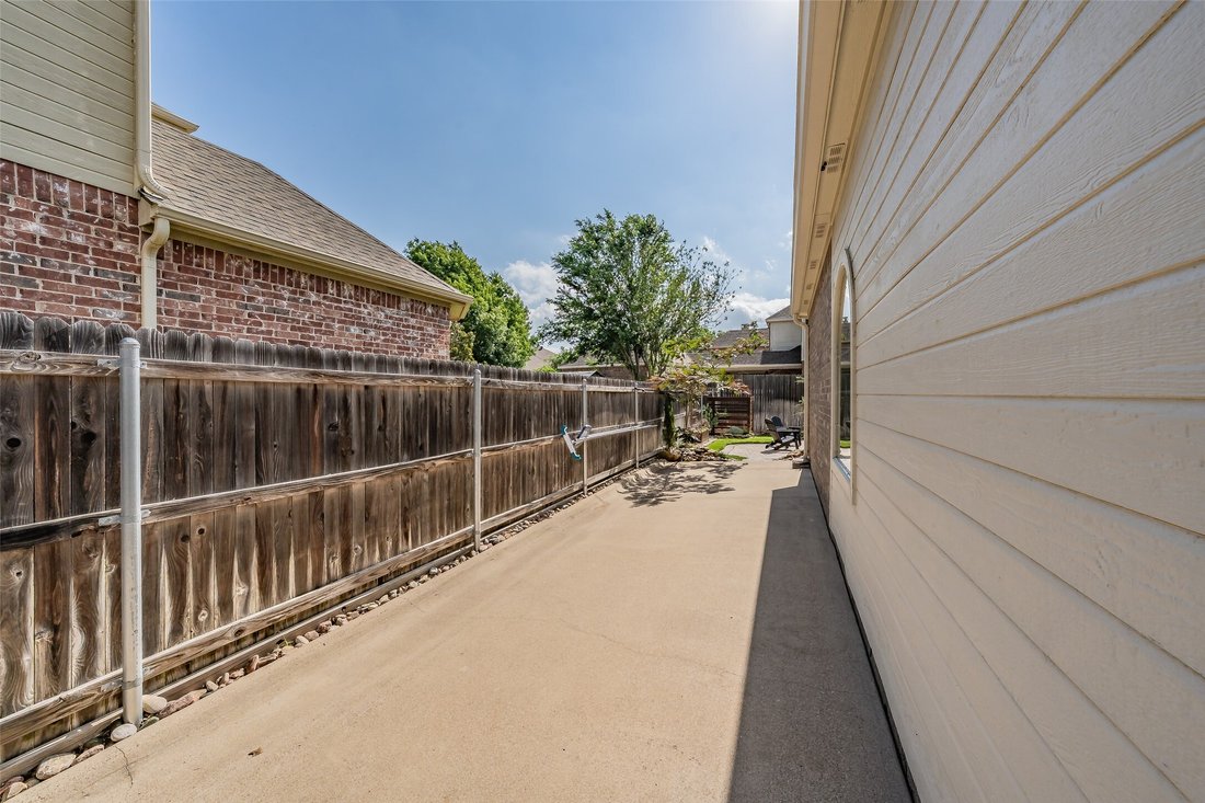 House in Keller, Texas, United States 3 - 17943056
