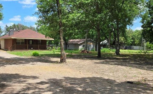 Land in Hutchins, Texas, United States 1