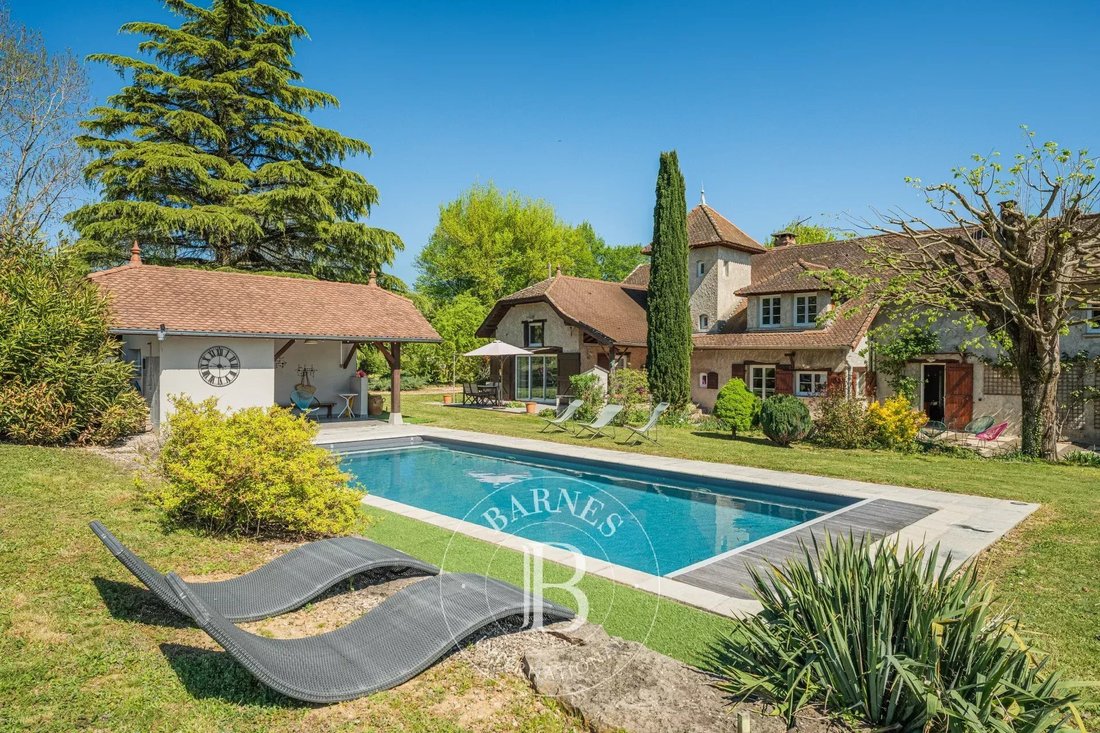 House in Saint-Chef, Auvergne-Rhône-Alpes, France 1 - 17659298