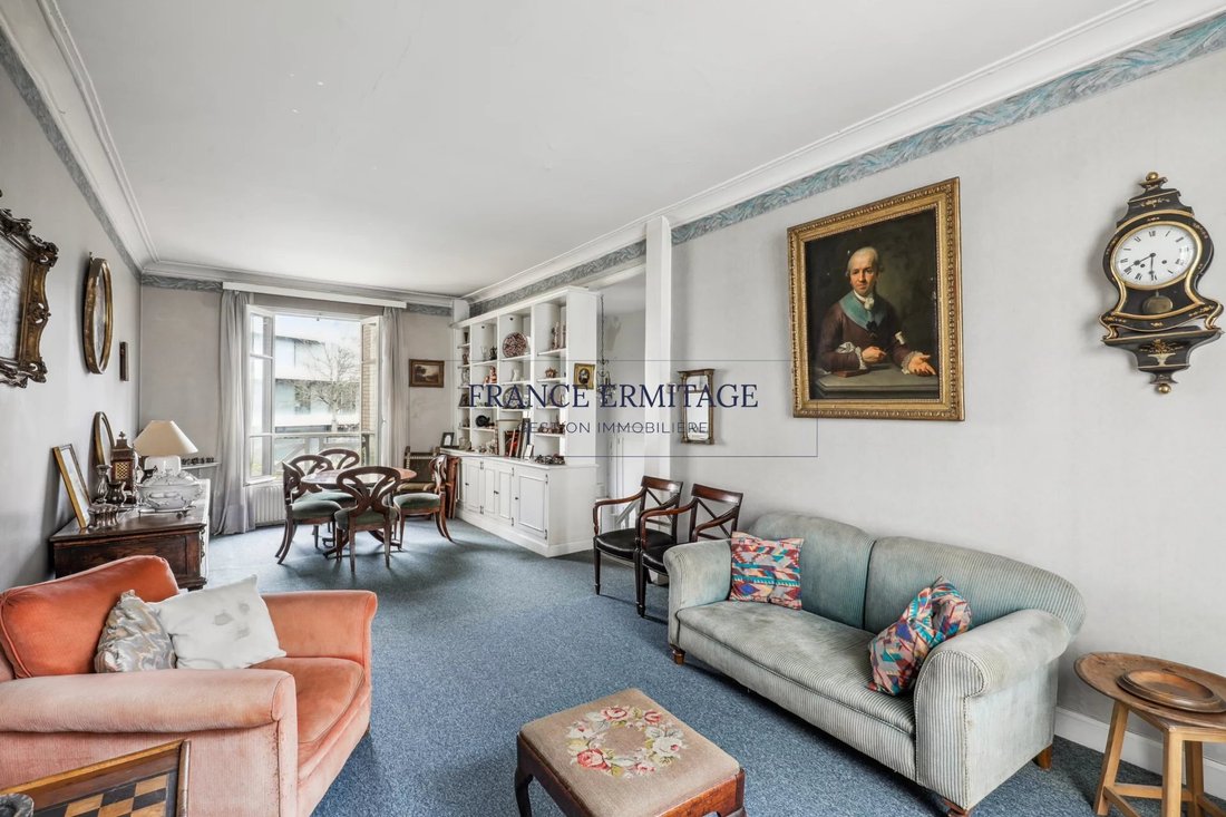 House in Centre Ville, Suresnes, France 3 - 17947103