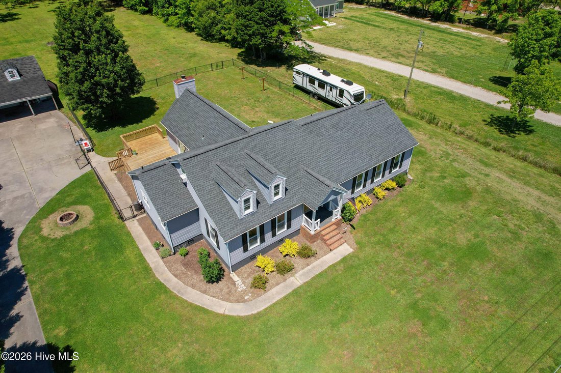 House in South Mills, North Carolina, United States 2 - 17953372