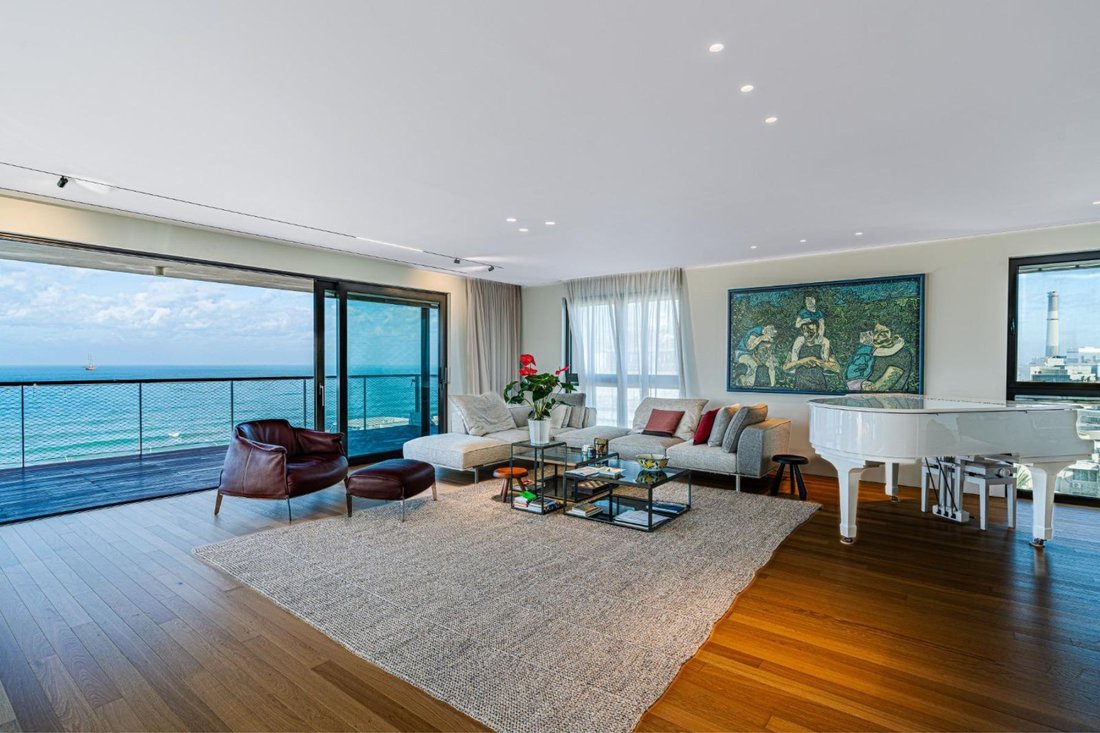 Apartment in Tel Aviv-Yafo, Tel Aviv District, Israel 1 - 17955655