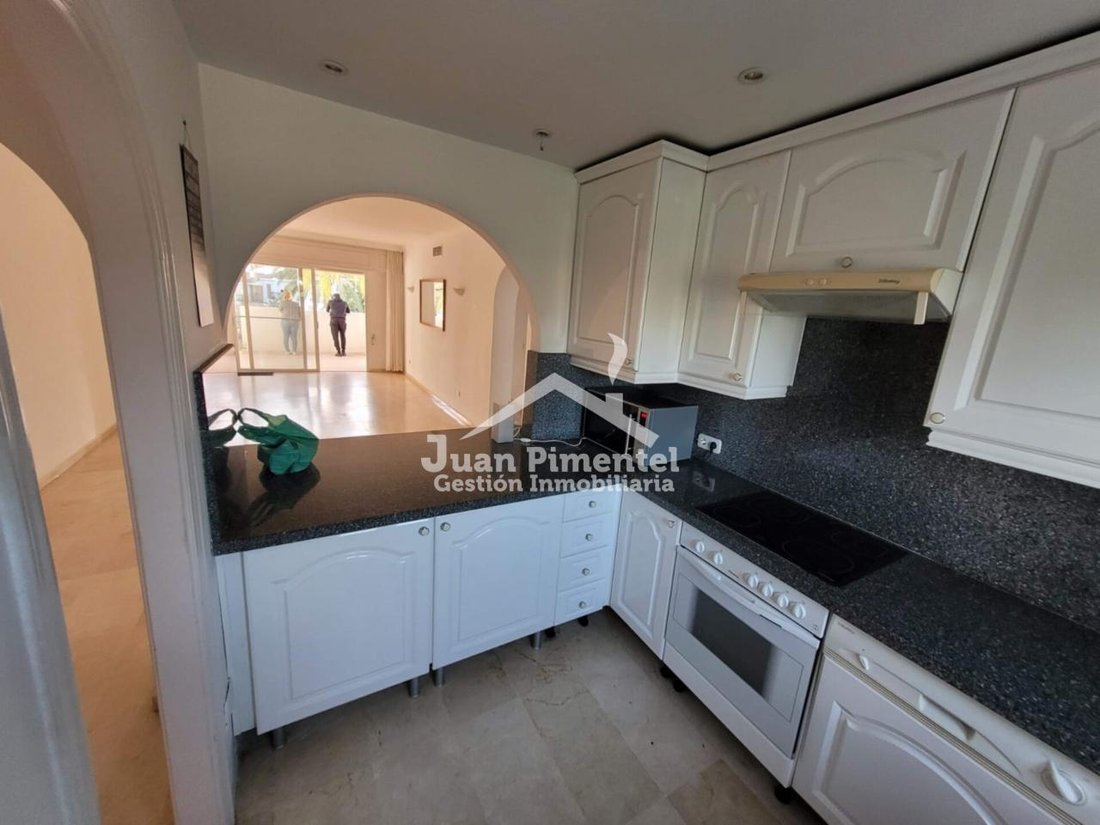 Apartment in Estepona, Andalusia, Spain 3 - 17947478