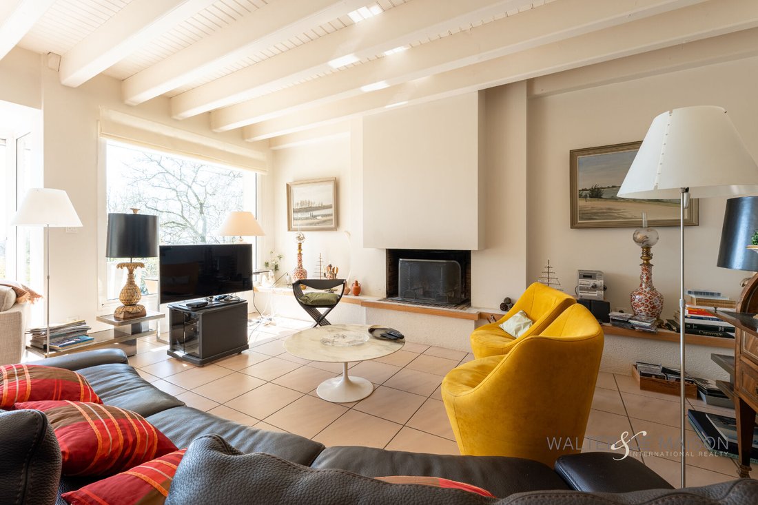 Villa in Mauves-sur-Loire, Pays de la Loire, France 3 - 17954578