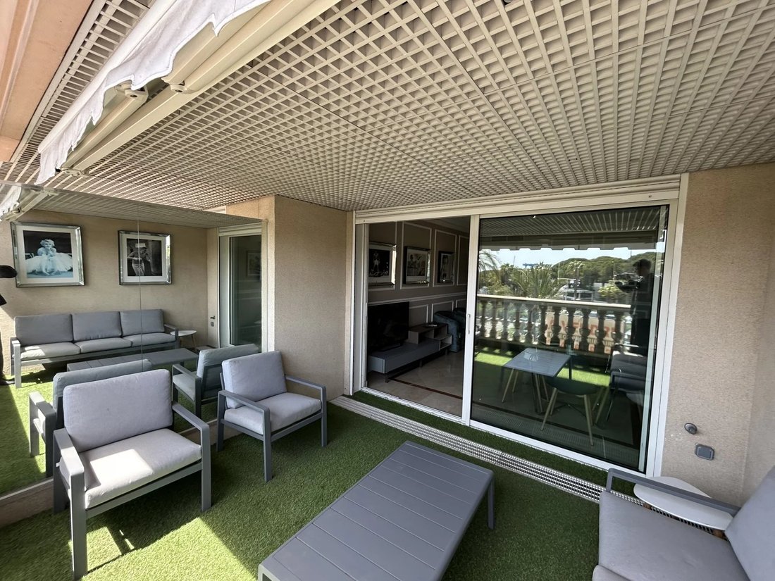 Apartment in Gabelle-Courcettes-Les Clos, Vallauris, France 3 - 17955897