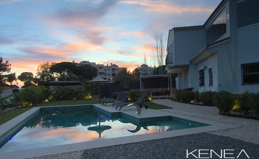 Villa en Elviria-Cabopino, Marbella, España 1