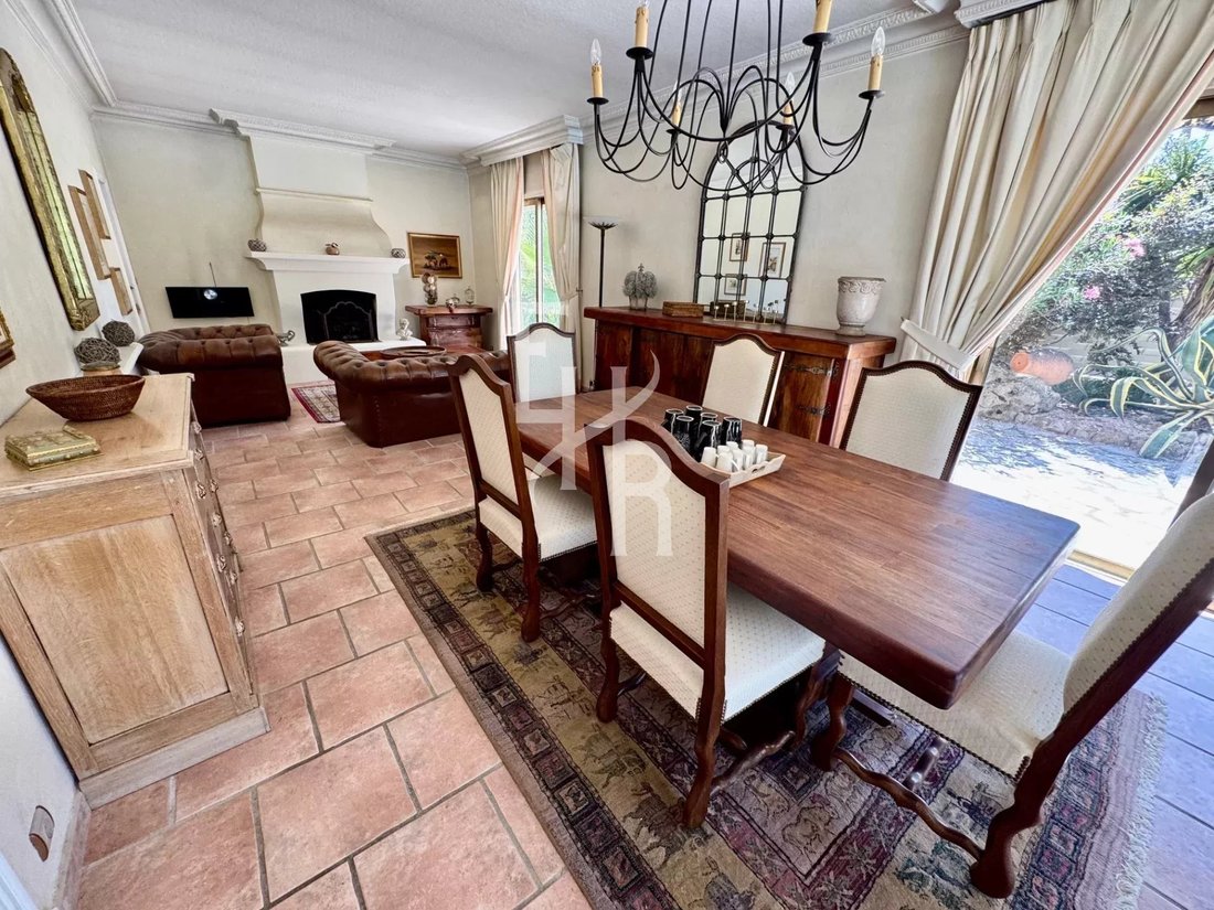Villa in Mougins, Provence-Alpes-Côte d'Azur, France 2 - 17947128