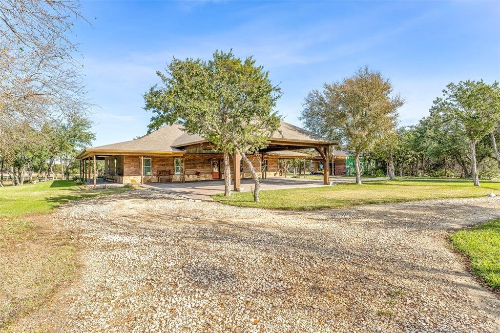 Farm Ranch in Glen Rose, Texas, United States 2 - 17952135