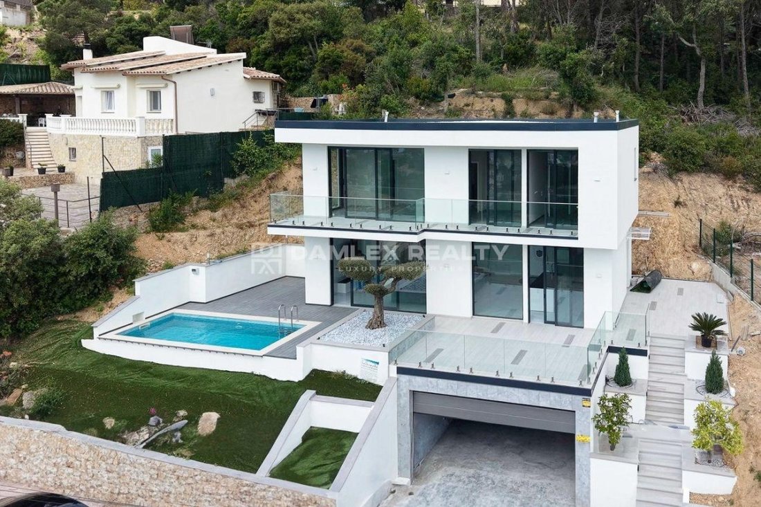 House in Lloret de Mar, Catalonia, Spain 3 - 15612570