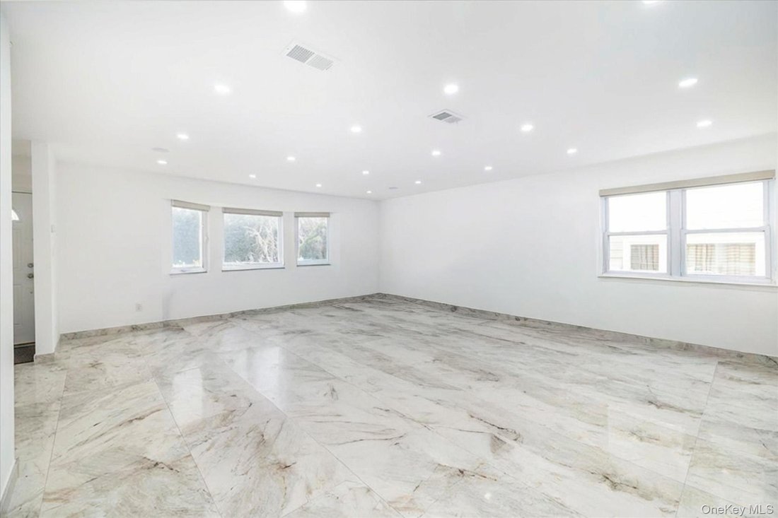 House in East Rockaway, New York, United States 3 - 17504023