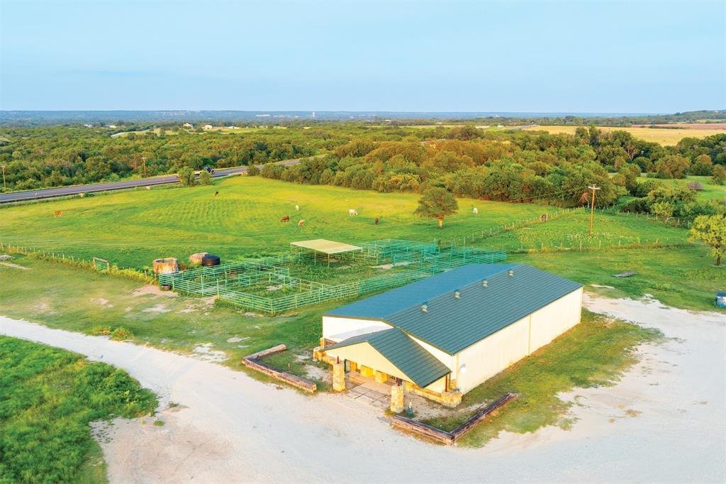 Farm Ranch in Meridian, Texas, United States 5 - 17952777