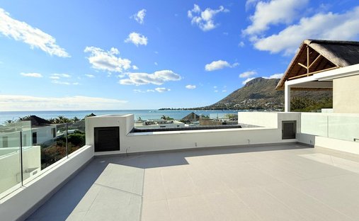 Penthouse in Black River, Rivière Noire District, Mauritius 1