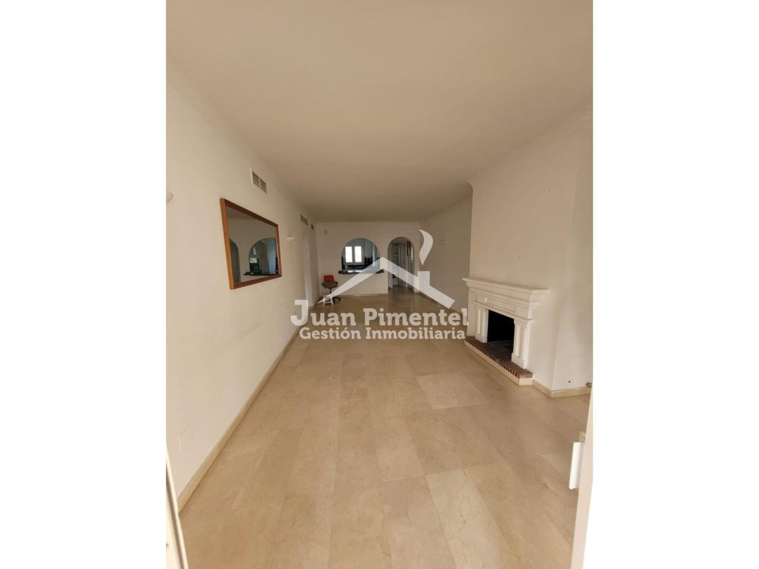 Apartment in Estepona, Andalusia, Spain 1 - 17947478