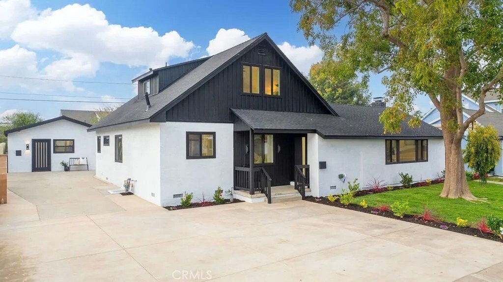 Westminster, California, United States 1 - 17953234