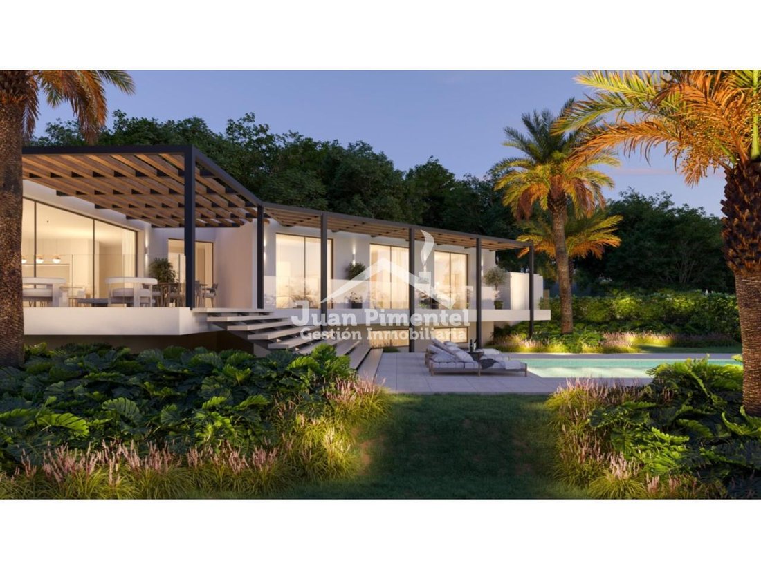 Chalet in Benahavis, Andalusia, Spain 1 - 17947291