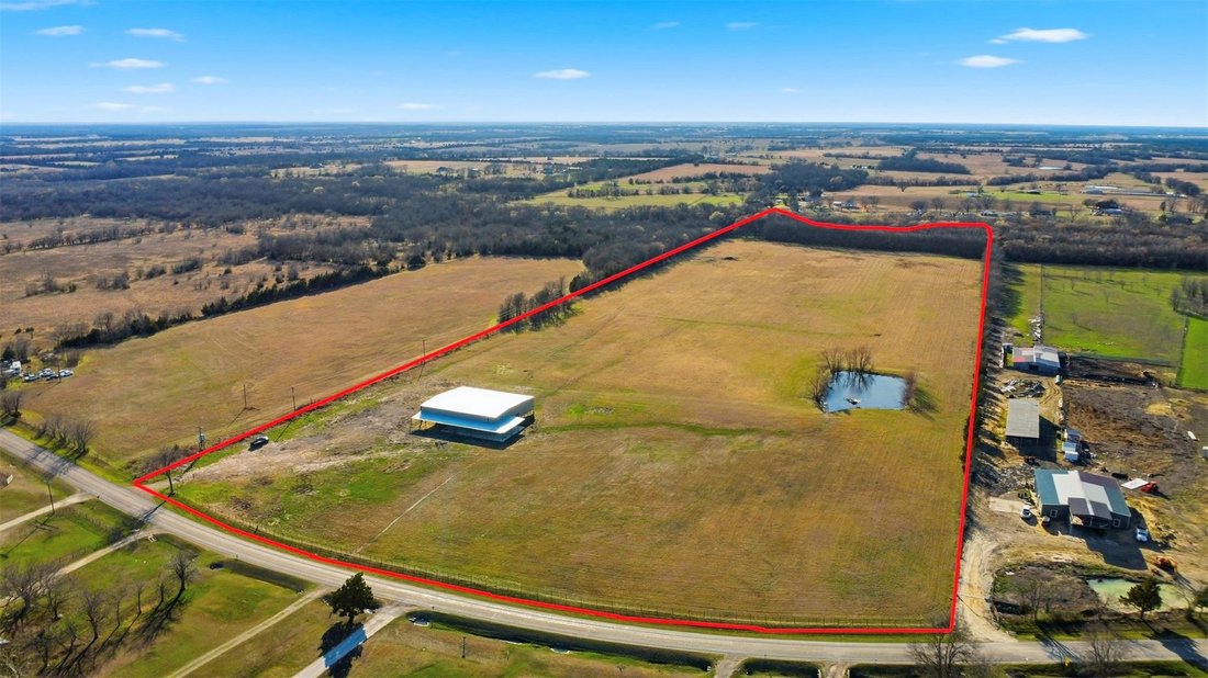 Land in Paris, Texas, United States 1 - 17948567