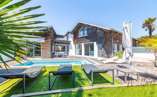 House in Anglet, Nouvelle-Aquitaine, France 1