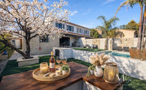 House in Les Combes, Antibes, France 1