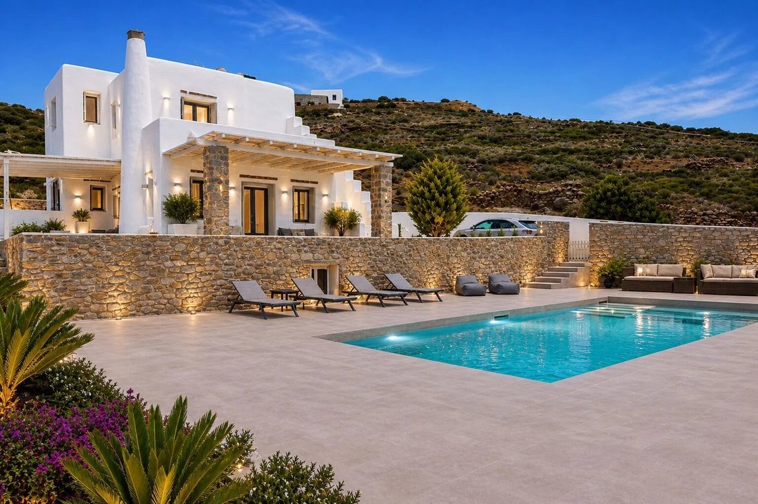 House in Paros, Aegean, Greece 2 - 17949262