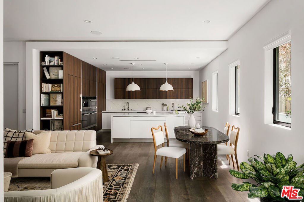 Condo in Los Angeles, California, United States 1 - 17953775