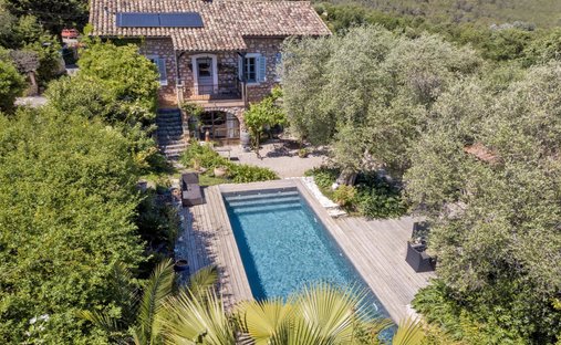 Villa à Roquefort-les-Pins, Provence-Alpes-Côte d'Azur, France 1