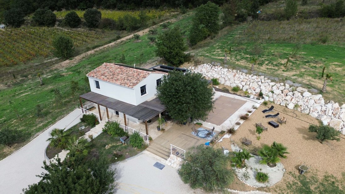 Villa in Plaissan, Occitania, France 1 - 17954623