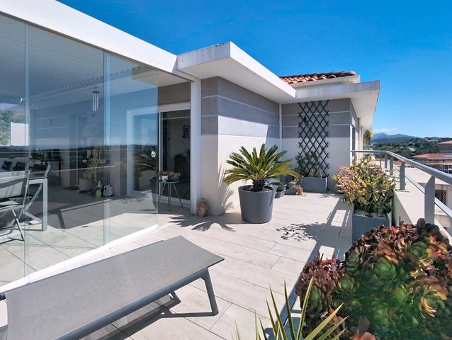 Apartment in Le Dramont-Agay-Anthéor-Le Trayas, Saint-Raphaël, France 1 - 17952943