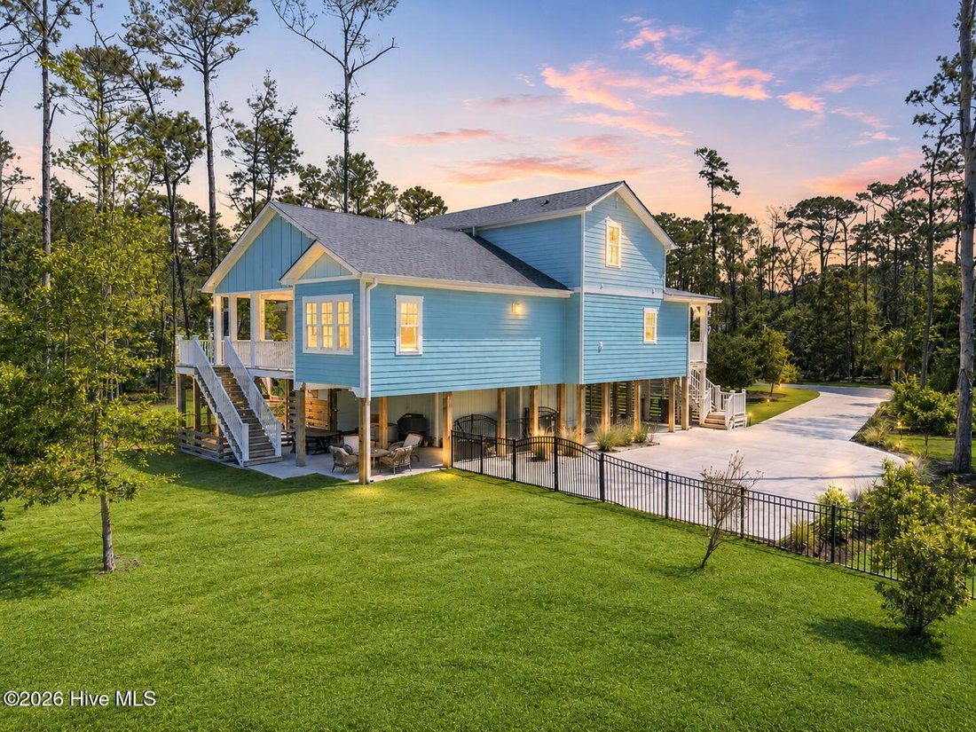 House in Southport, North Carolina, United States 2 - 17949405