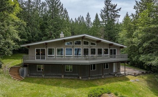 House in Lopez Island, Washington, United States 1