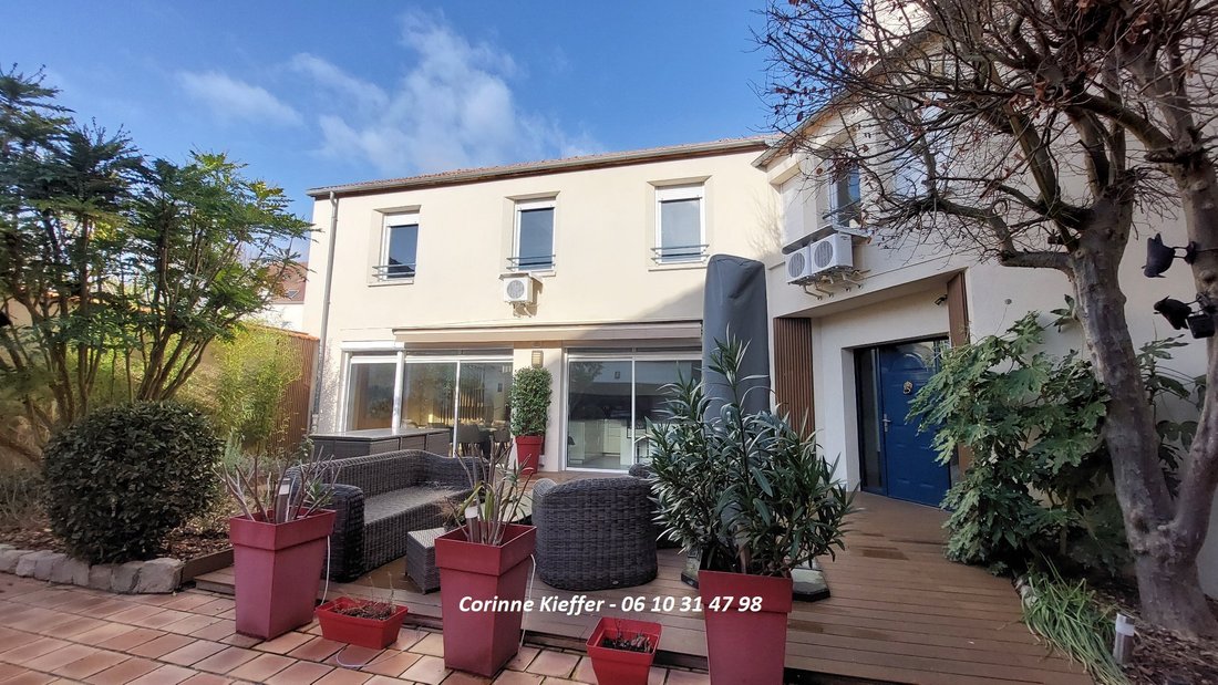 House in Taverny, Ile-de-France, France 1 - 17952284