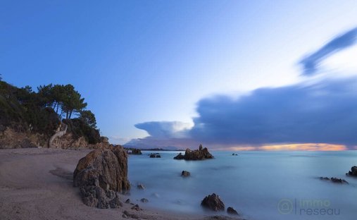 Villa à Sari-Solenzara, Corse, France 1