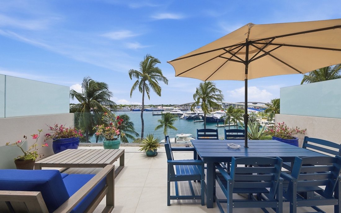 Apartment in Nassau, New Providence, The Bahamas 1 - 17531448