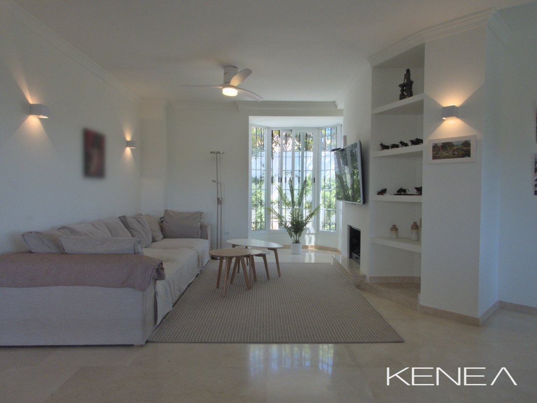 Villa in Elviria-Cabopino, Marbella, Spain 4 - 17947434