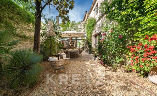 House in Paradou, Provence-Alpes-Côte d'Azur, France 1