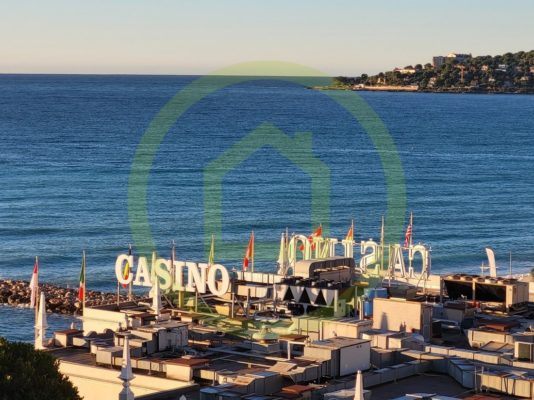 Apartment in Menton, Provence-Alpes-Côte d'Azur, France 3 - 17953233