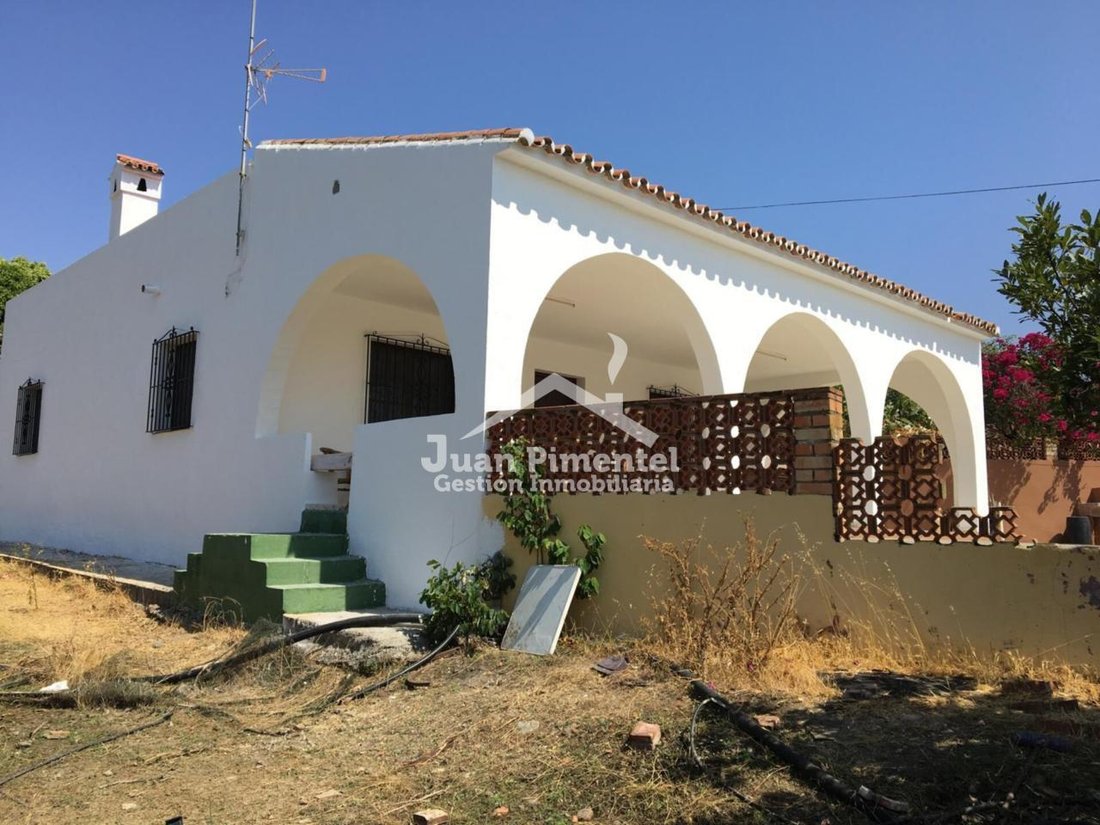Finca in Cancelada, Estepona, Andalusia 2 - 17947350