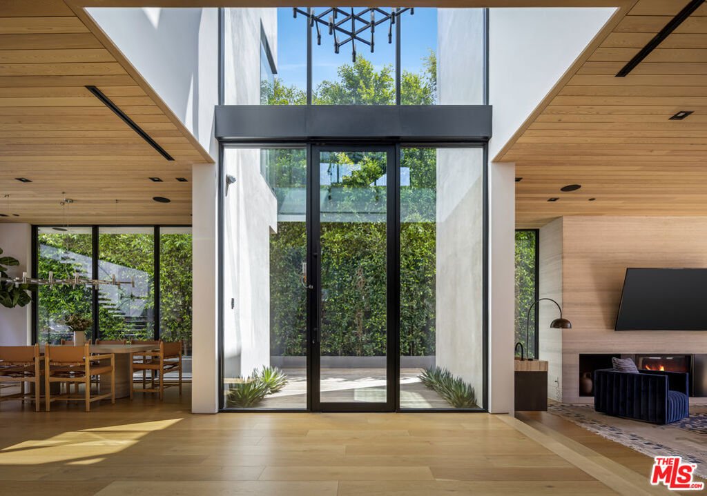 House in Los Angeles, California, United States 5 - 17953807